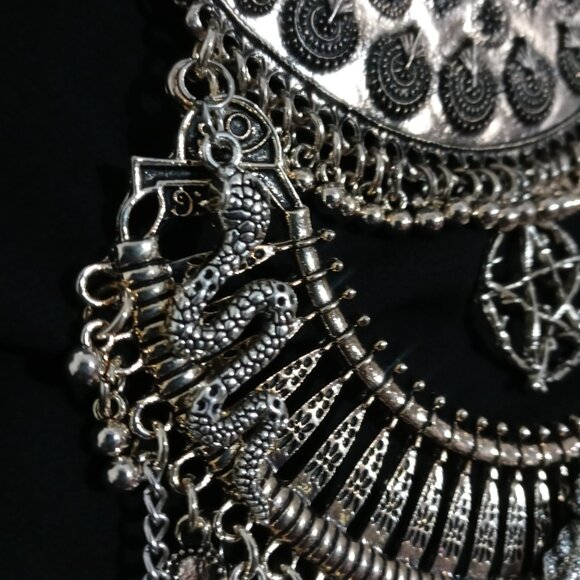 Goth Occult Medusa Statement Bib Necklace - Picture 9 of 10